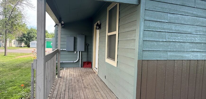 #1-1 bedroom apt-Bill & Lynna Speier 325 W Kemp