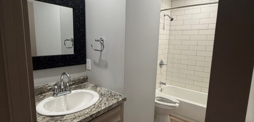 #1-1 bedroom apt-Bill & Lynna Speier 325 W Kemp