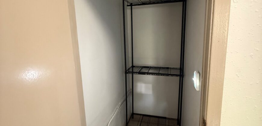 #2 – 1 Bedroom Apartment – Bill & Lynna Speier 325 W. Kemp