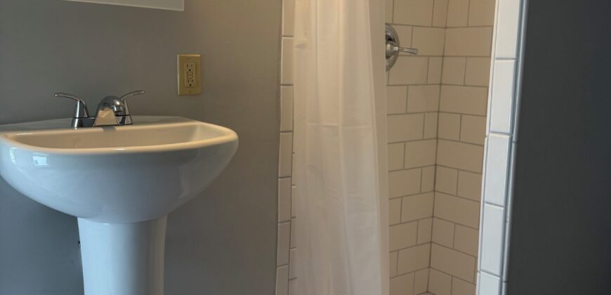 #3- 1 Bedroom Apartment – Bill & Lynna Speier 325 W. Kemp
