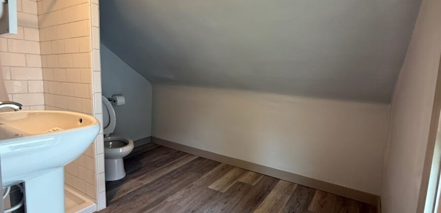 #3- 1 Bedroom Apartment – Bill & Lynna Speier 325 W. Kemp