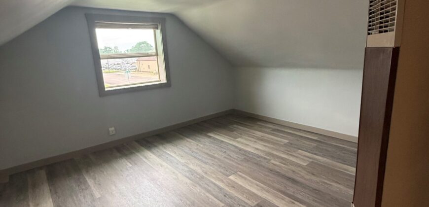 #3- 1 Bedroom Apartment – Bill & Lynna Speier 325 W. Kemp